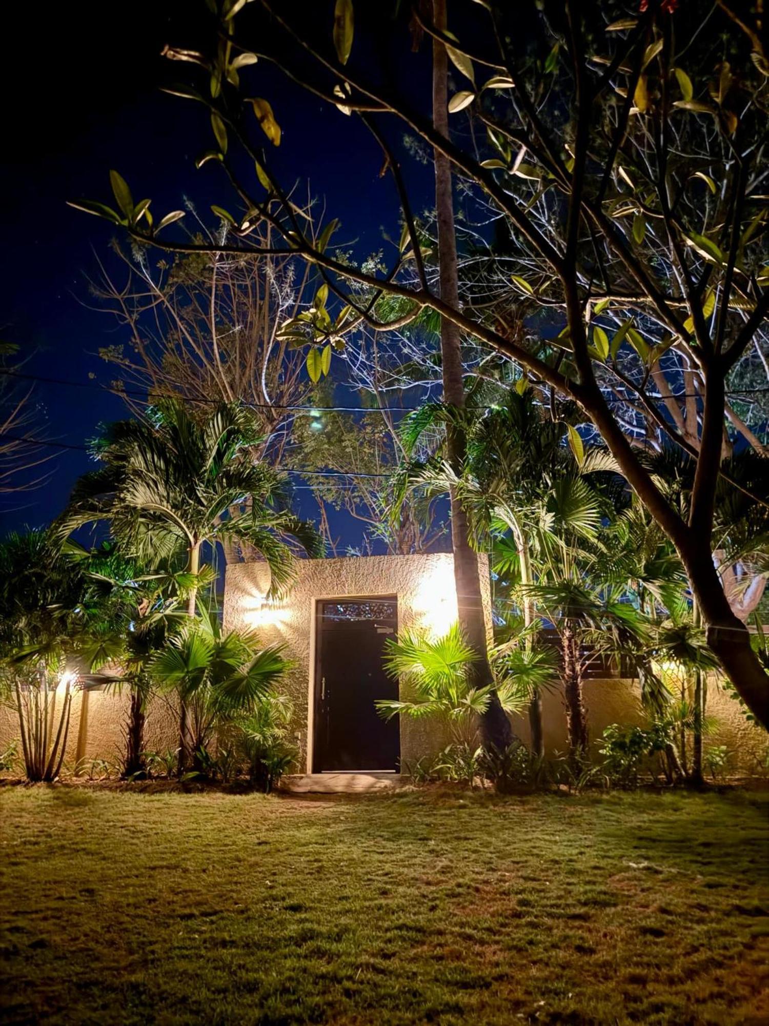גילי טרוונגן Rumah Sunyi מראה חיצוני תמונה