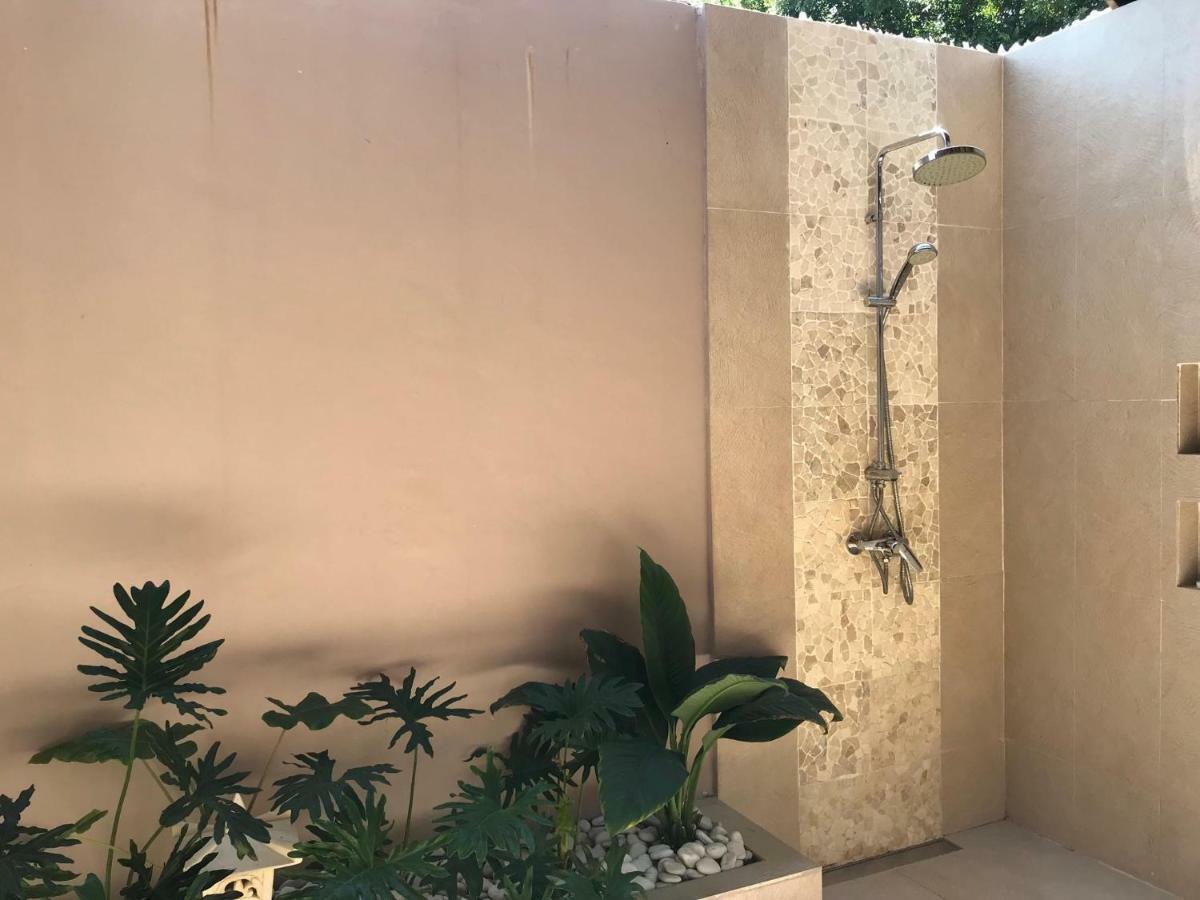 גילי טרוונגן Rumah Sunyi מראה חיצוני תמונה